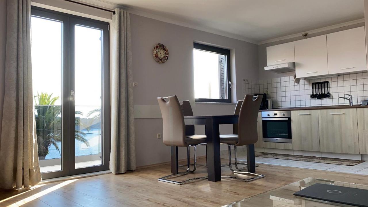 Apartments Tasha Mali Lošinj Dış mekan fotoğraf