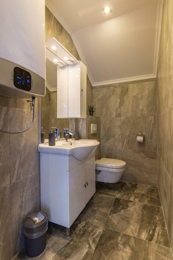 Apartments Tasha Mali Lošinj Dış mekan fotoğraf